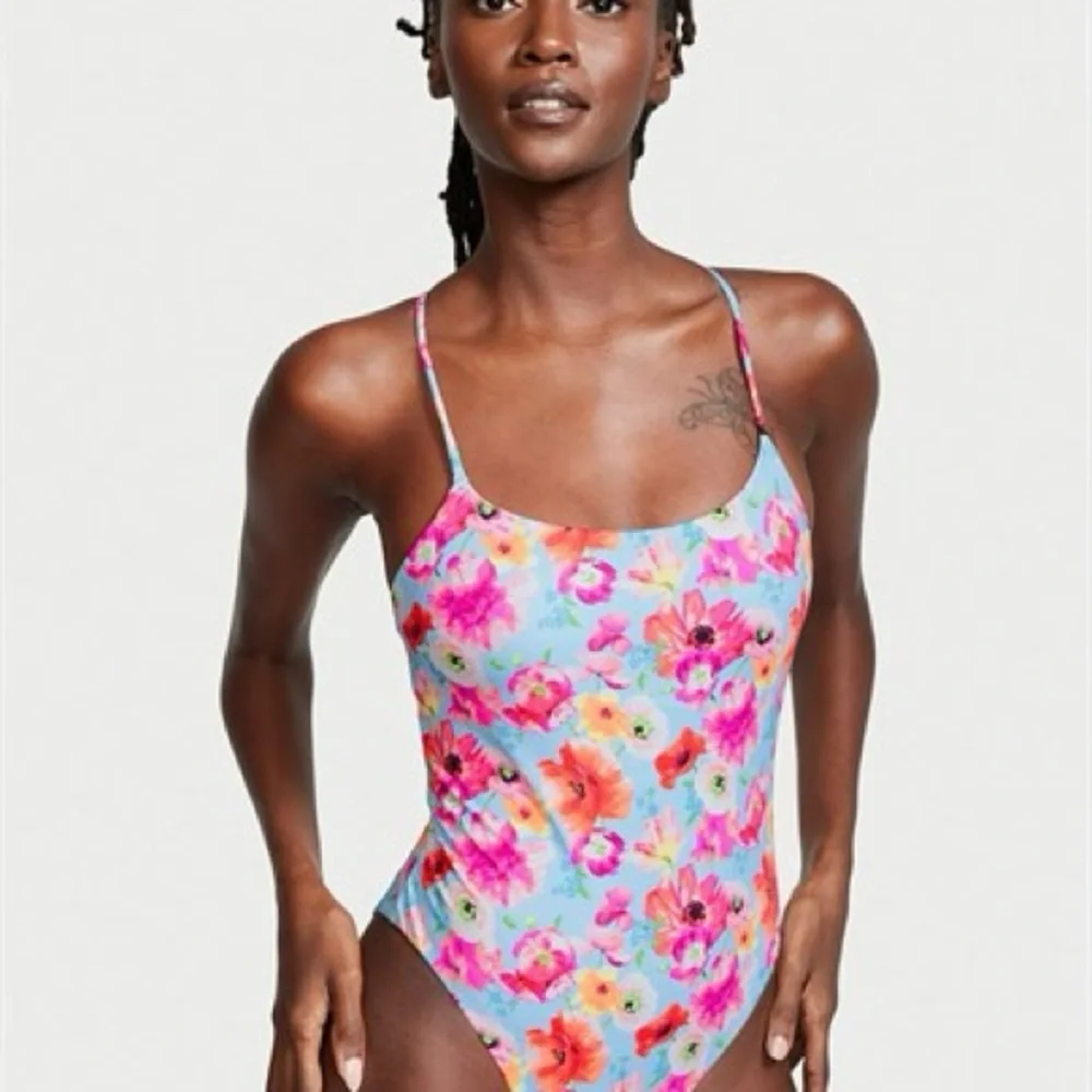NWT Victoria’s Secret floral one piece size M pink floral scoop neck‎